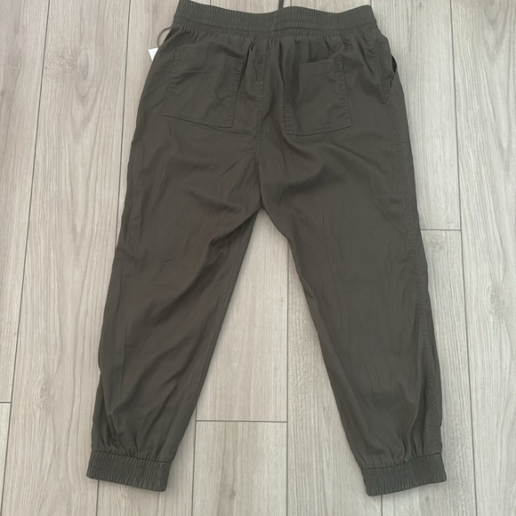 ✨NWT✨ A NEW DAY Dark Khaki Green Jogger Pant - XL - Picture 5 of 6